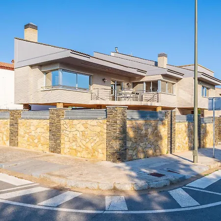 Luxury Rock Tirri By Interhome * レウス