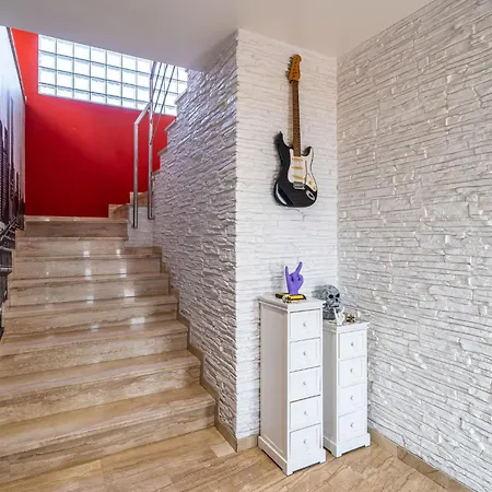 Luxury Rock Tirri By Interhome レウス