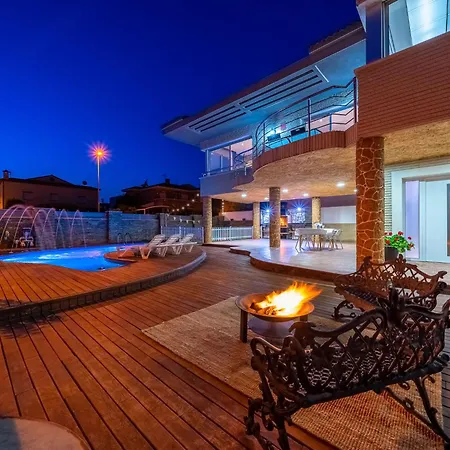 Luxury Rock Tirri By Interhome * レウス